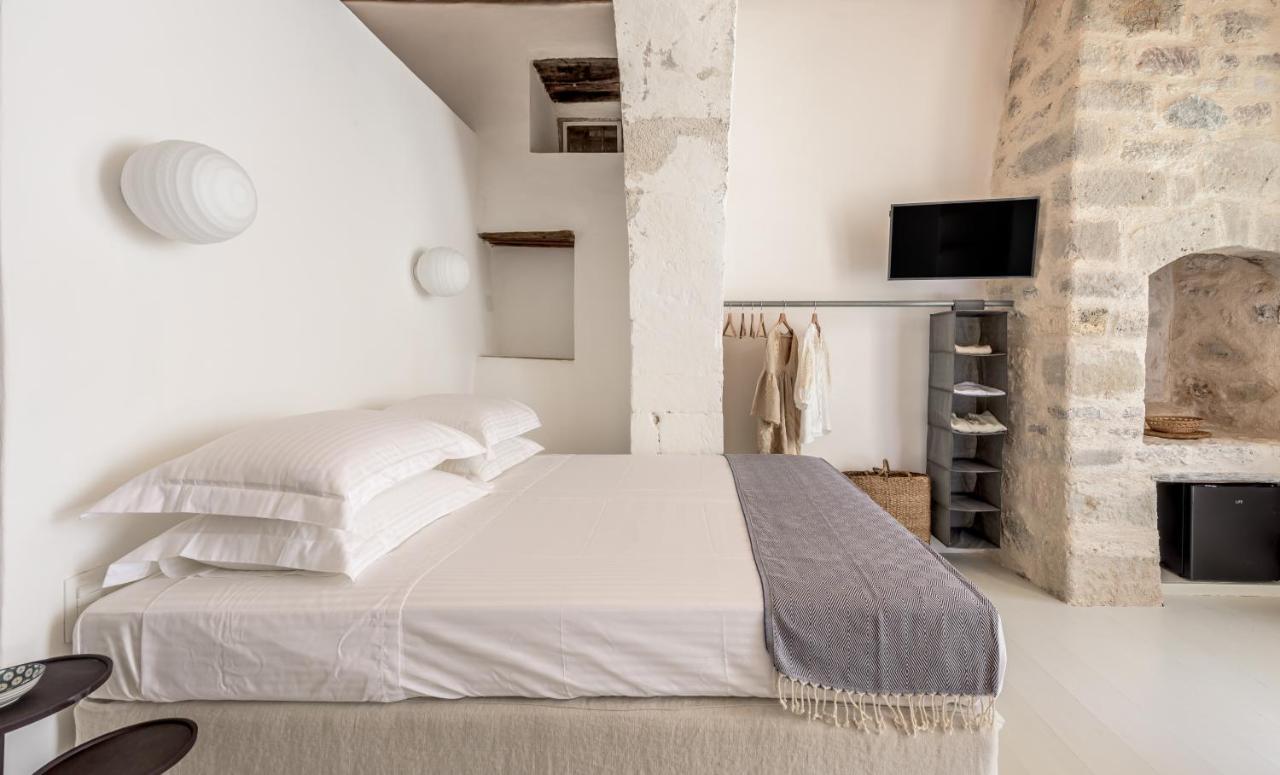 Apartment House & Dolce In Plaka Plaka (Milos)